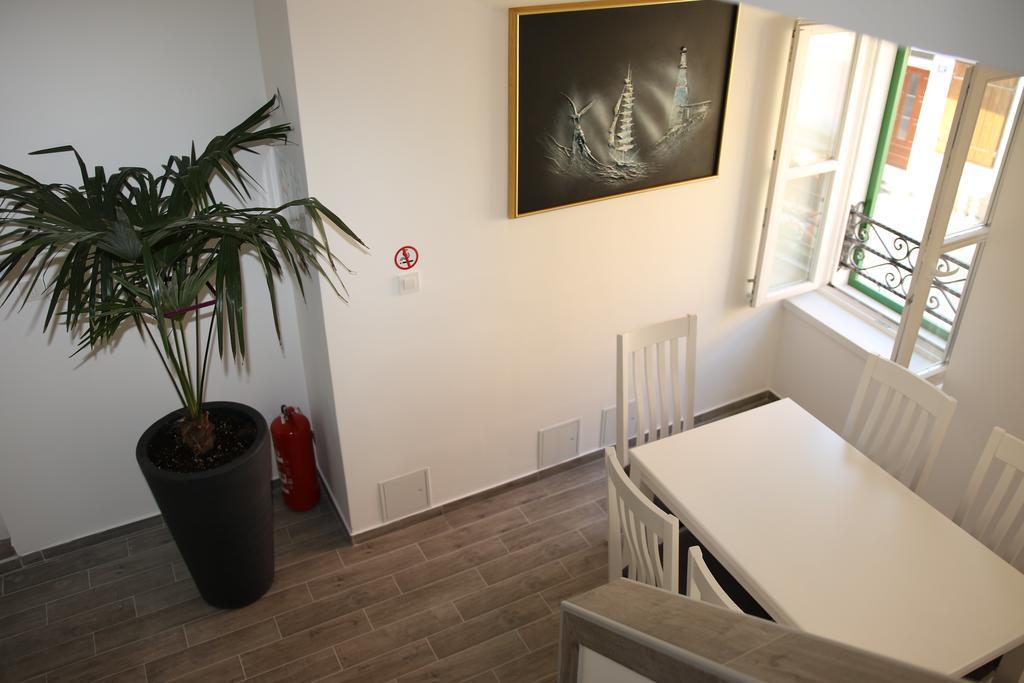 Centar Vodice Apartmani מראה חיצוני תמונה