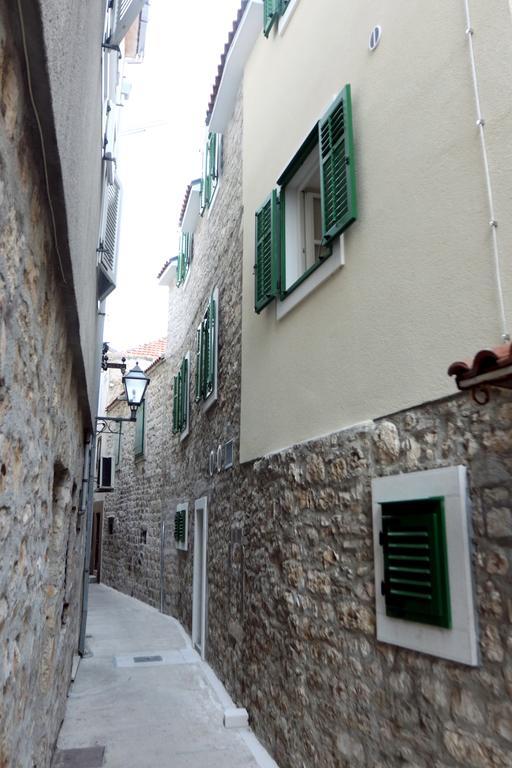 Centar Vodice Apartmani מראה חיצוני תמונה