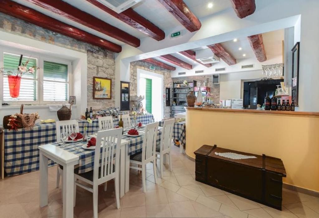 Centar Vodice Apartmani מראה חיצוני תמונה